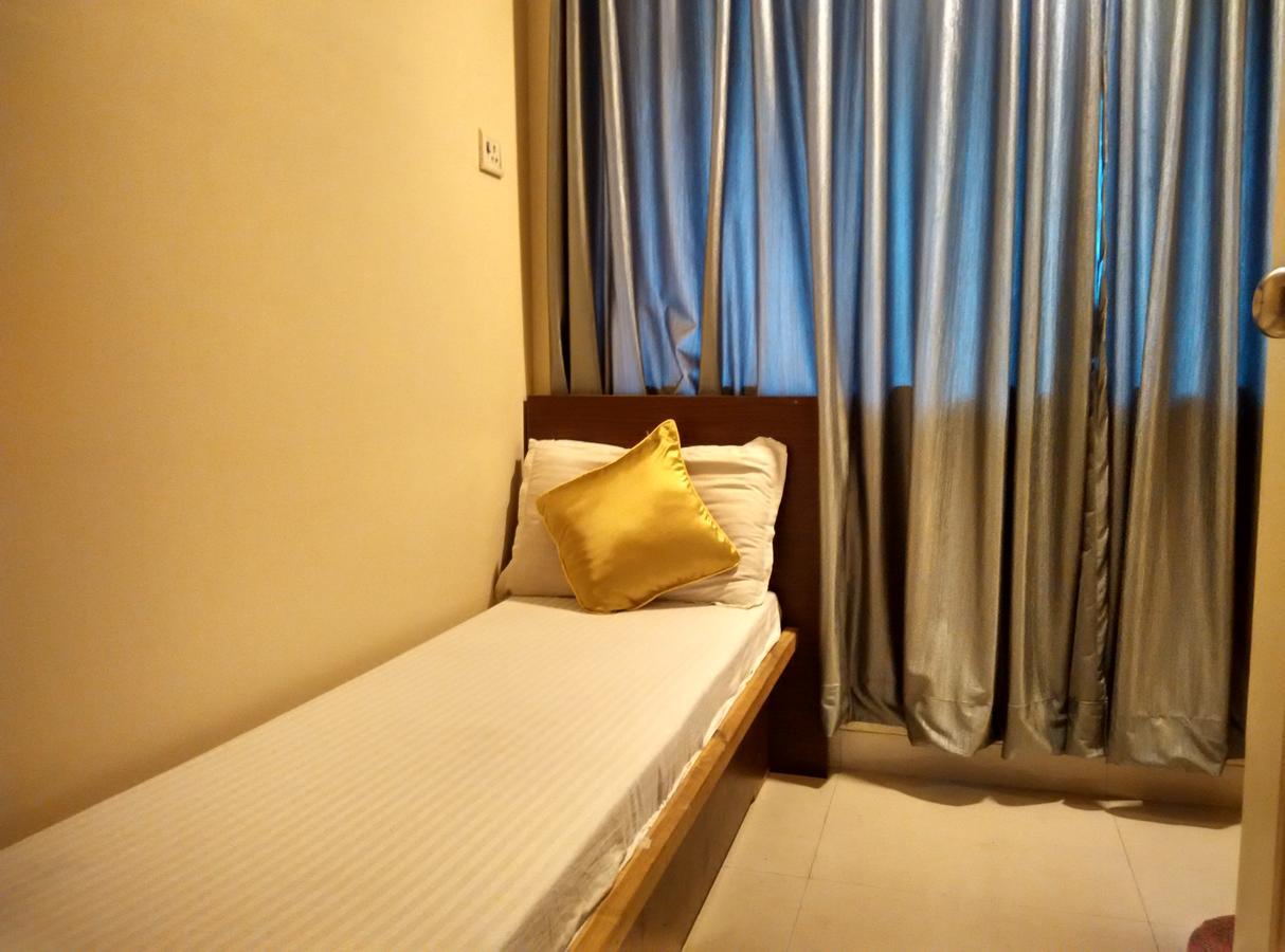Hotel Silver Castle มุมไบ ภายนอก รูปภาพ